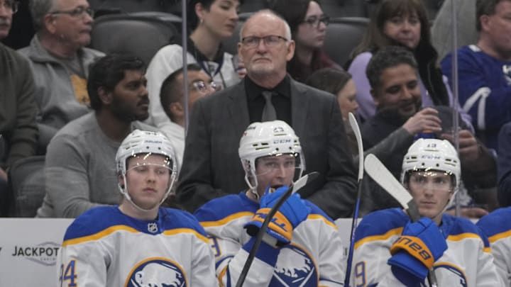 Jan 27, 2026; Toronto, Ontario, CAN; Buffalo Sabres head coach Lindy Ruff (center) during a break in the action against the Toronto Maple Leafs at Scotiabank Arena. Mandatory Credit: John E. Sokolowski-Imagn Images