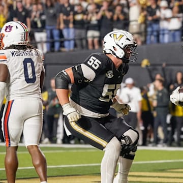 Vanderbilt tight end Cole Spence scored the game-winning touchdown in overtime as Auburn fell, 45-38.