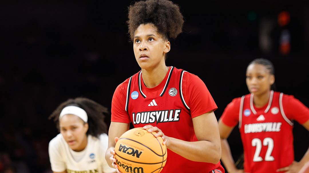Mar 28, 2026; Fort Worth, TX, USA;  Louisville Cardinals forward Anaya Hardy (9) shoots a free throw during the first half against the Michigan Wolverines at Dickies Arena. Mandatory Credit: Chris Jones-Imagn Images