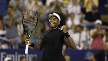 Venus Williams celebrates with fans at the 2025 Mubadala Citi DC Open.