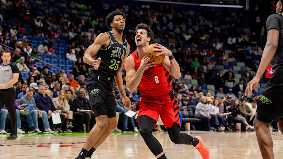 Trail Blazers forward Deni Avdija dribbles against Pelicans forward Trey Murphy III.
