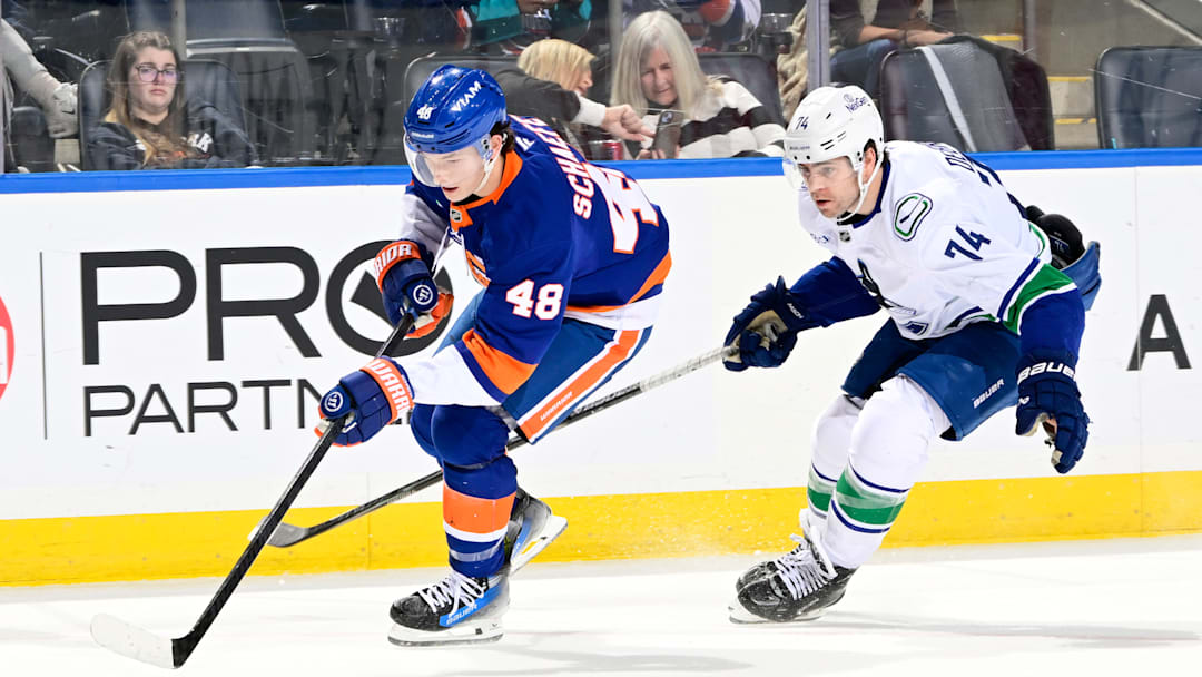 Vancouver Canucks v New York Islanders