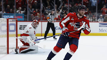 Pierre-Luc Dubois, Washington Capitals Mandatory Credit: Geoff Burke-Imagn Images