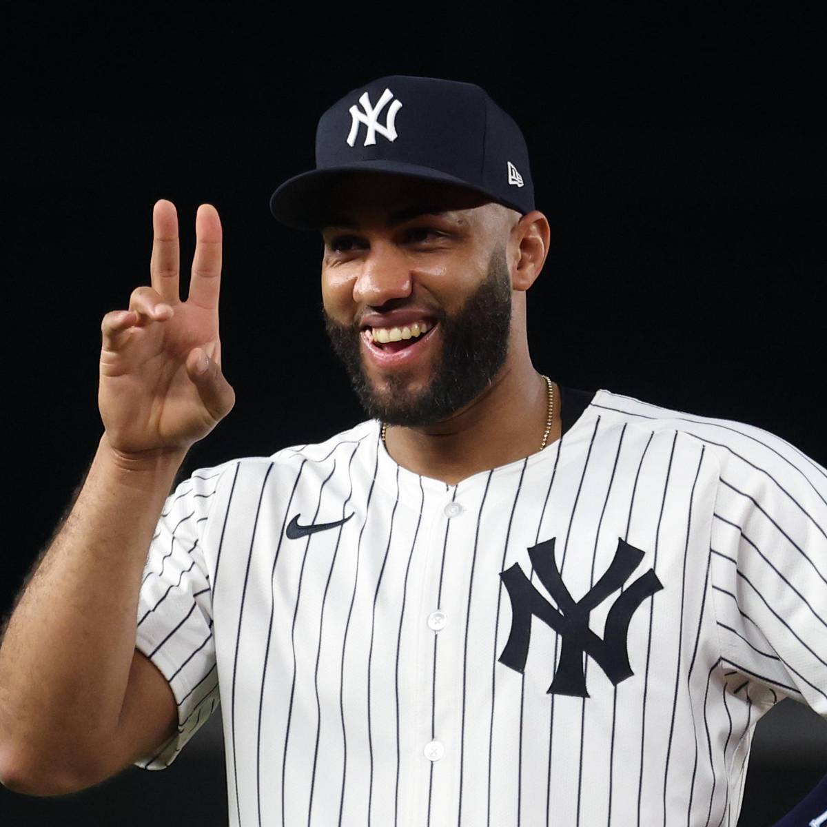 Image for Yankees Bring Back Utilityman Amed Rosario on One-Year Deal