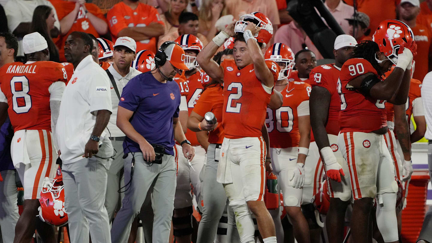 Clemson Tigers QB Won't Let LSU Loss 'Linger' Into Rest of Season