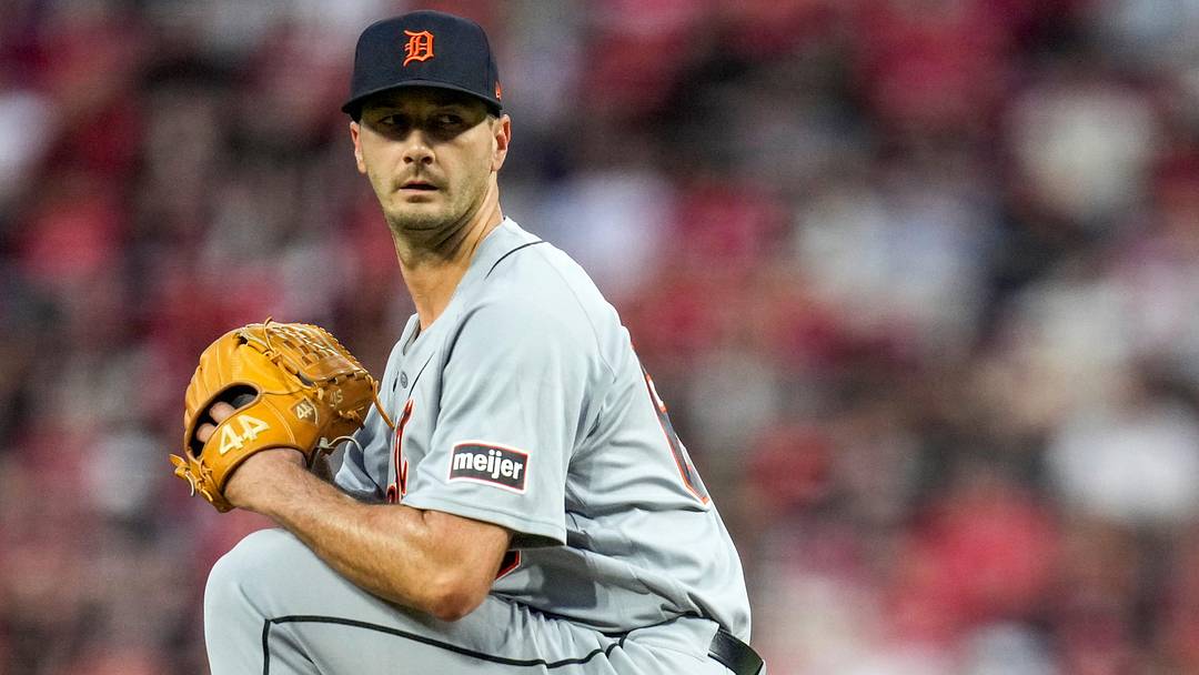 Detroit Tigers pitcher Jack Flaherty (9) throws a pitch in the second inning of the MLB Interleague game between the Cincinnati Reds and the Detroit Tigers at Great American Ball Park in downtown Cincinnati on Saturday, April 25, 2026. The Reds won the second game of the series, 9-2.