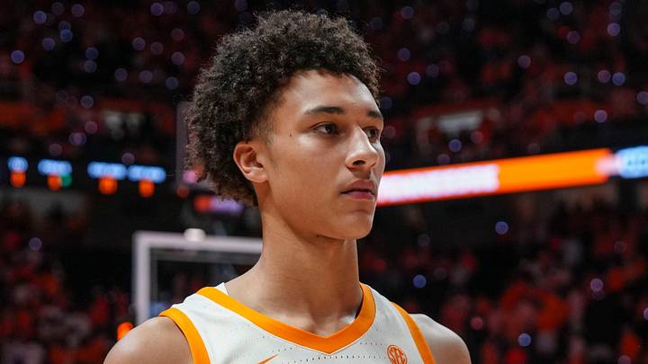 Tennessee forward Nate Ament (10) walks off the court after losing a NCAA basketball game between Tennessee and Alabama at Thompson-Boling Arena at Food City Center in Knoxville, Tenn., on Feb. 28, 2026.