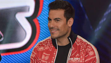 Carlos Rivera rompe el silencio sobre el supuesto embarazo de Cynthia Rodríguez