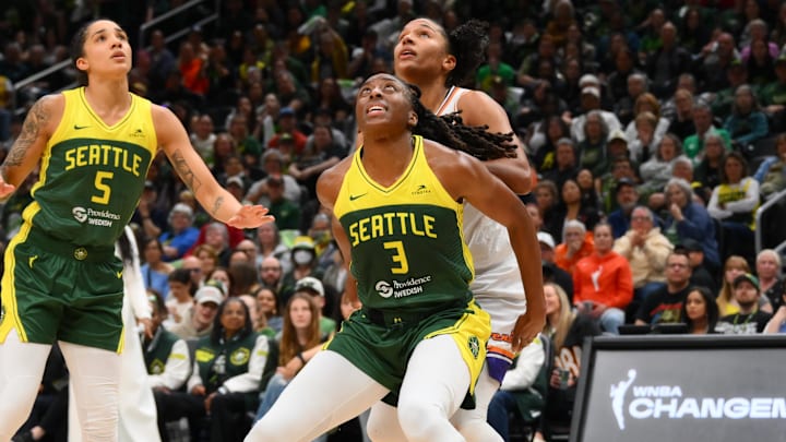 The Storm are favorites against the Mercury on Saturday night.