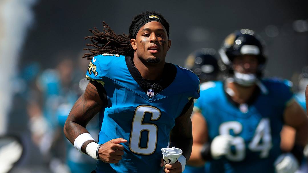 Jacksonville Jaguars safety Antonio Johnson (6) and defensive end Travon Walker (44) run on the field before an NFL football matchup at EverBank Stadium on Sunday, Sept. 27, 2026, in Jacksonville, Fla. The Jaguars defeated the Patriots 35-6. [Corey Perrine/Florida Times‑Union]