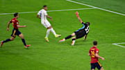 Kylian Mbappé anotó el gol ganador en una jugada que parecía fuera de lugar.