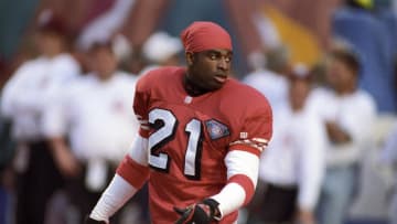 San Francisco 49ers cornerback Deion Sanders (21)