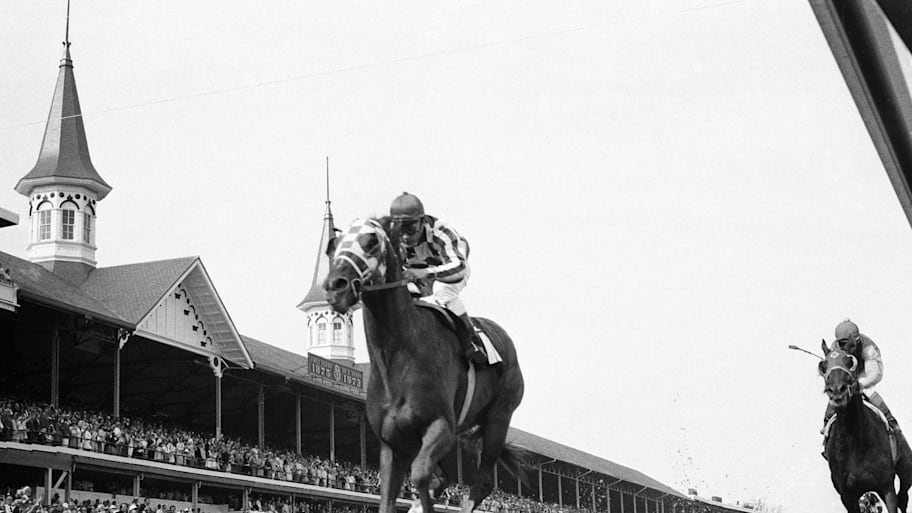 Ron Turcotte (front) steered Secretariat to Triple Crown immortality in 1973. | The Courier-Journal-Imagn Images