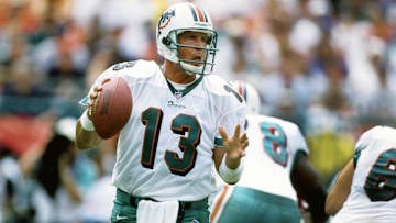 Miami Dolphins quarterback  Dan Marino (13) in action against the Arizona Cardinals at Dolphin Stadium.