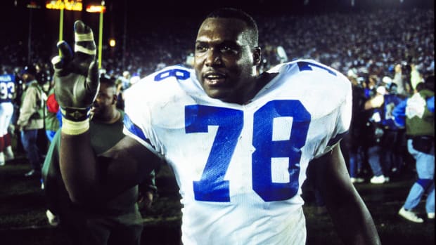 Jan 31, 1993; Pasadena, CA, USA; FILE PHOTO; Dallas Cowboys defensive end Leon Lett (78) on the field after Super Bowl XXVII at the Rose Bowl. The Cowboys defeated the Buffalo Bills 52-17. 