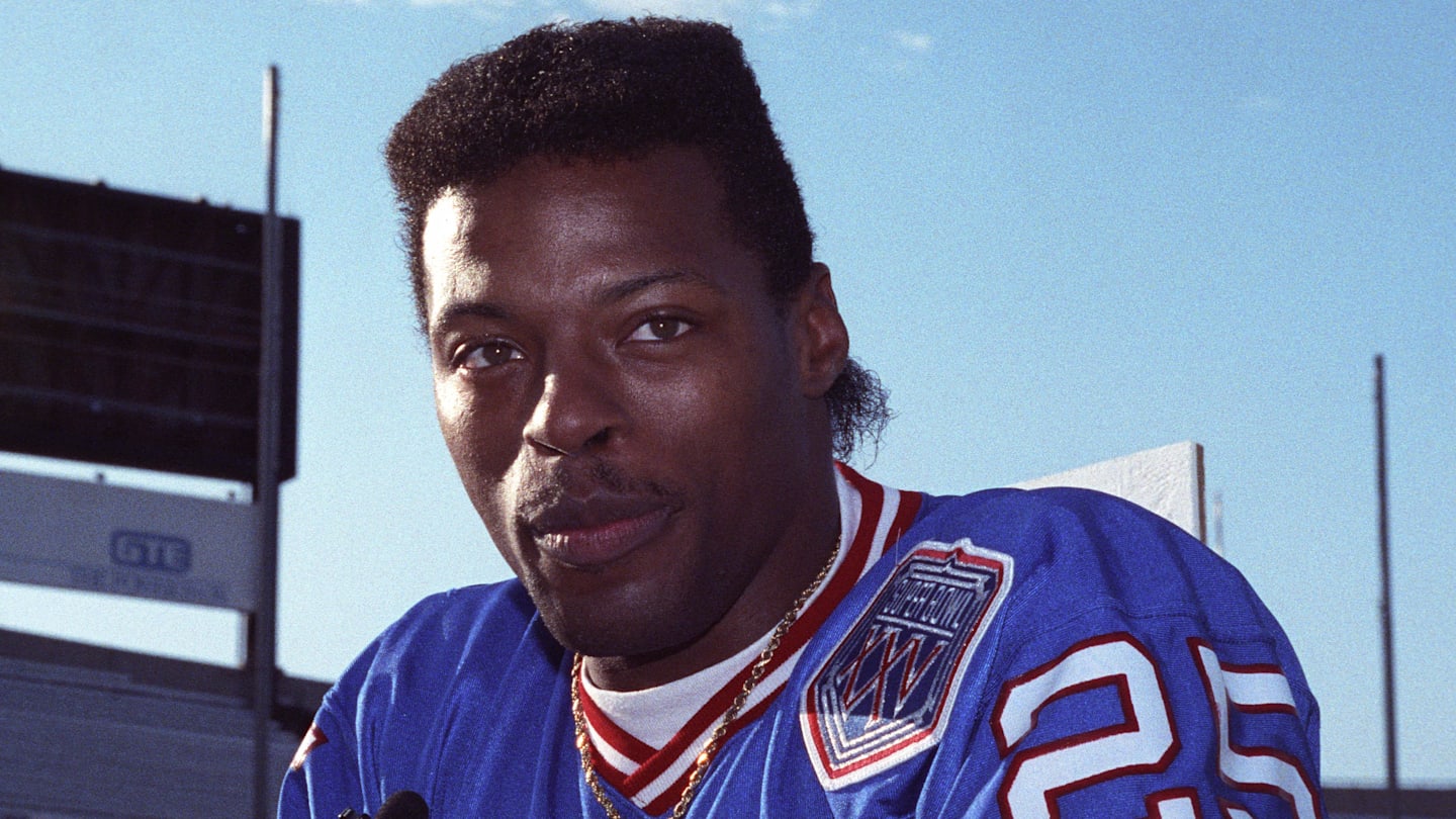 NFL Teams Mark Season Openers Highlighting Iconic No. 24, No. 25 Players
