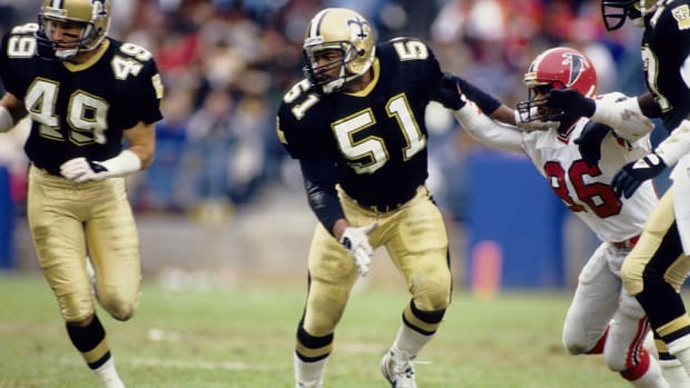 Dec 14, 1986; FILE PHOTO; New Orleans Saints linebacker Sam Mills (51) against the Atlanta Falcons 