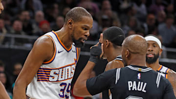Phoenix Suns v San Antonio Spurs