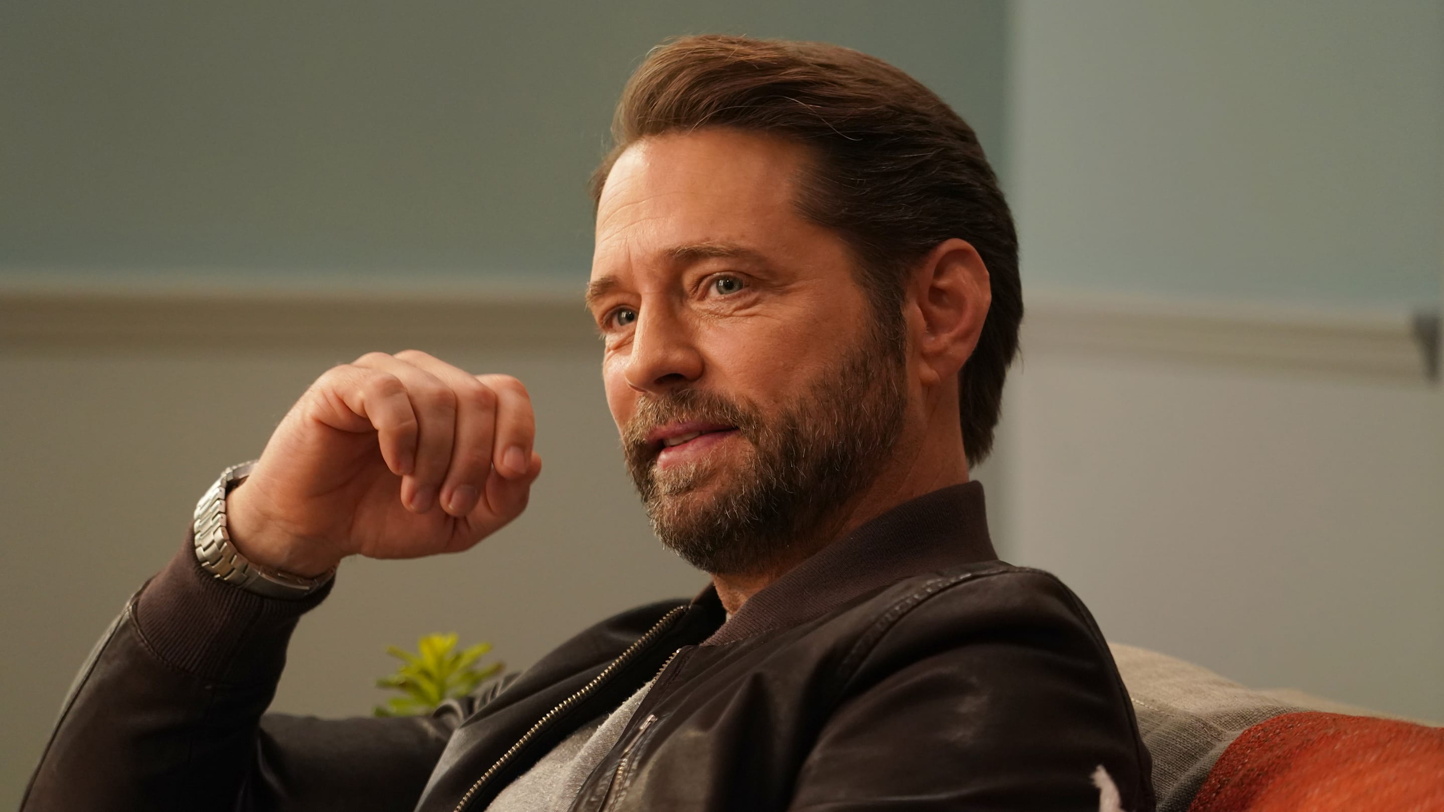 The CW picks up an underrated Jason Priestley crime show reboot