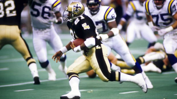Jan 13, 1988; FILE PHOTO; New Orleans Saints running back Dalton Hilliard (21) runs against the Minnesota Vikings