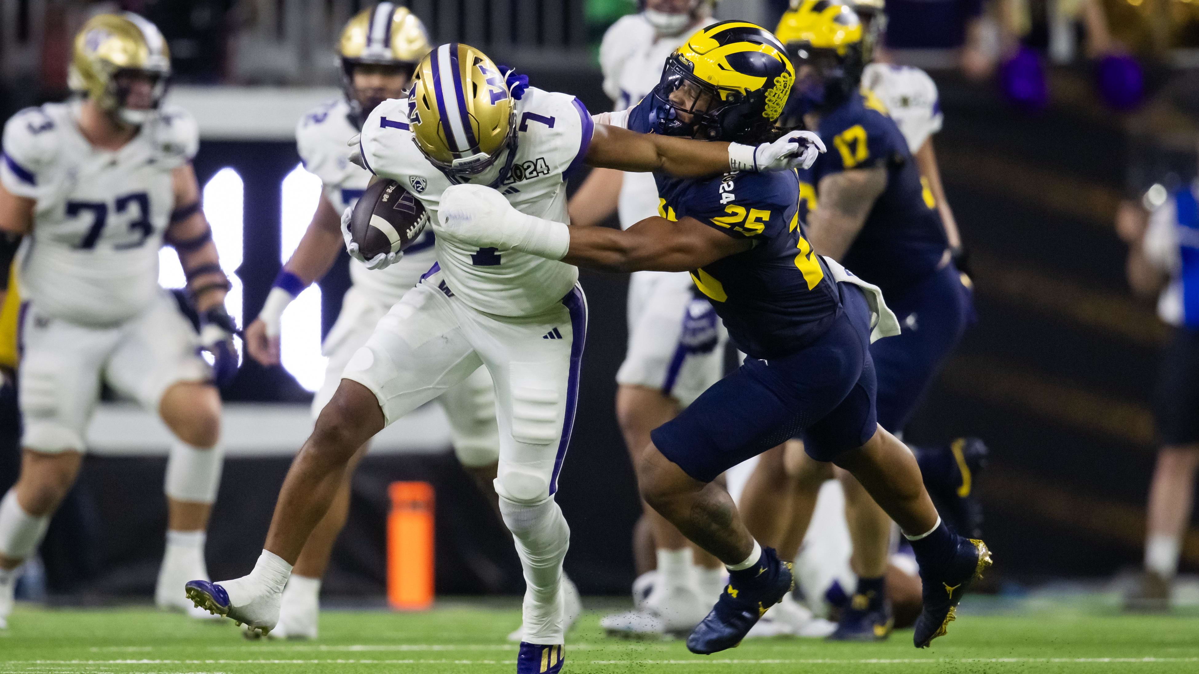 Bralen Trice jars the ball loose against Texas in the national semifinals.