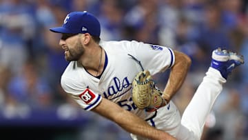 Division Series - New York Yankees v Kansas City Royals - Game 4