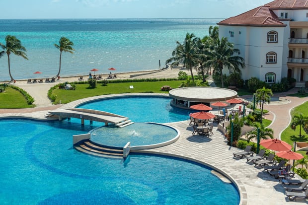 Grand Caribe Belize pool