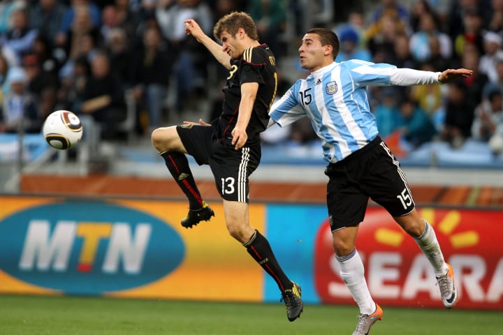 Thomas Mueller, Nicolas Otamendi