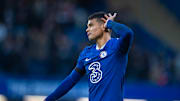 Chelsea ingin perpanjang kontrak Thiago Silva yang menjadi bagian penting di lini belakang