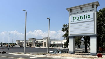 The supermarket giant Publix reached a sponsorship deal with USF football.