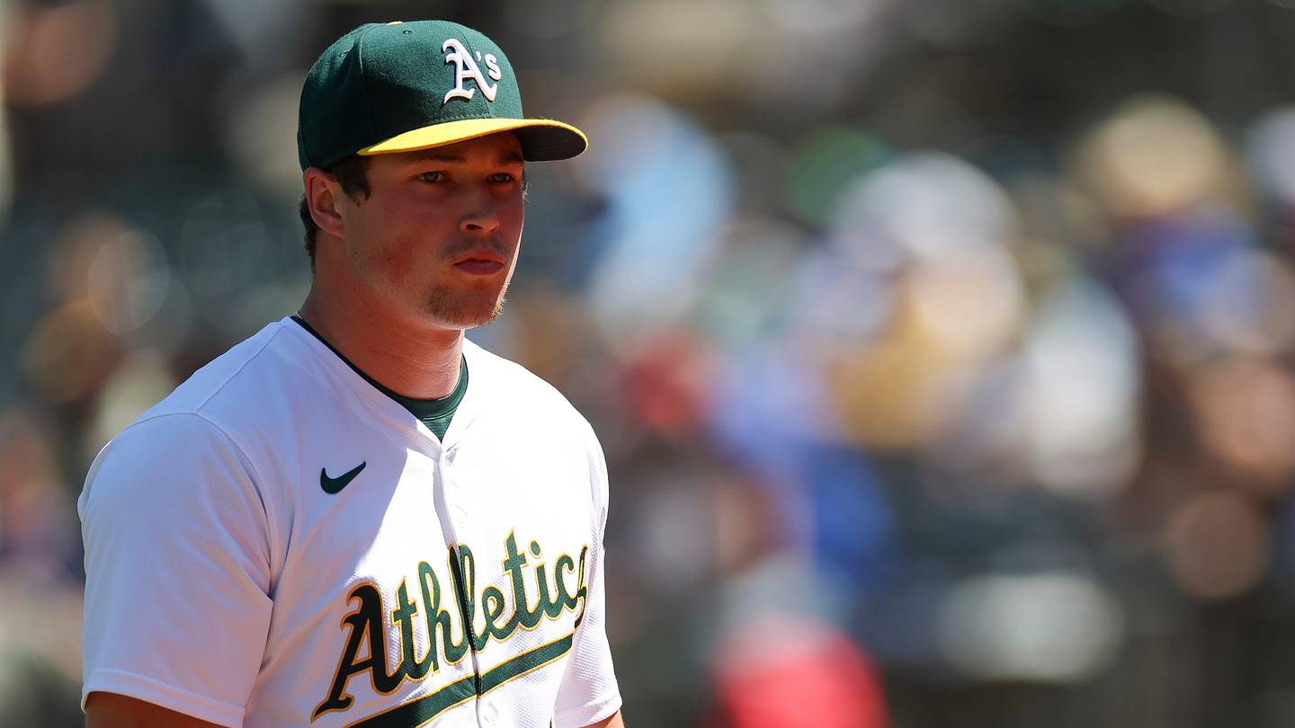 Former GM proposes insane Phillies prospect trade ideas for Mason Miller - Vimarsana News