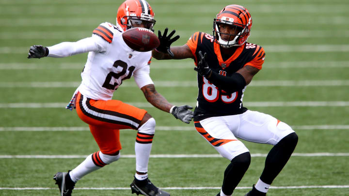 Cincinnati Bengals wide receiver Tee Higgins (85) catches a pass as Cleveland Browns cornerback Denzel Ward (21) defends during the fourth quarter of a Week 7 NFL football game, Sunday, Oct. 25, 2020, at Paul Brown Stadium in Cincinnati. The Cleveland Browns won 37-34.

Cincinnati Bengals At Cleveland Browns Oct 25