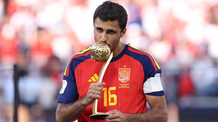 Weltmeister Rodri wird künftig im Mittelfeld des FC Barcelona die Fäden ziehen