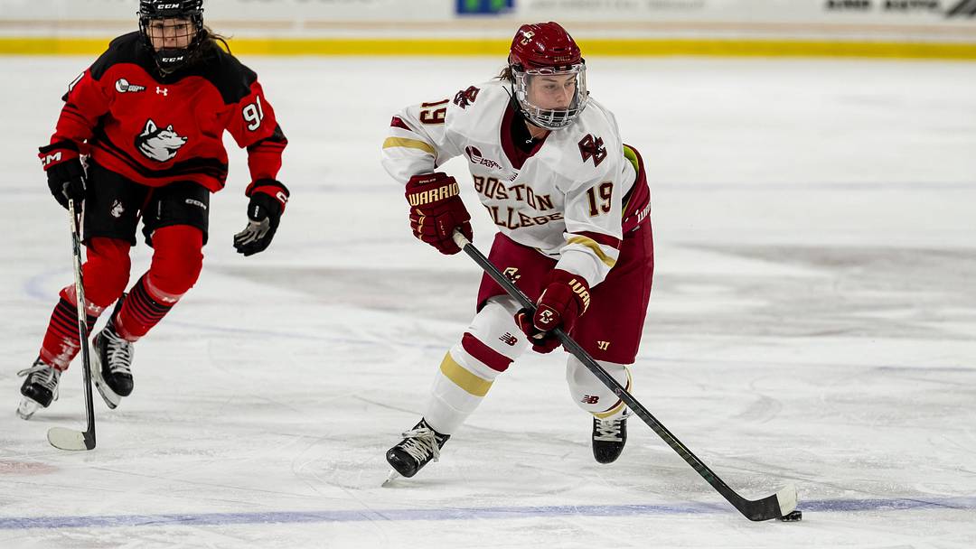 Boston College defender Jade Arnone corrals the puck against Northeastern on Saturday. The Eagles ended up losing 5-4 in overtime.