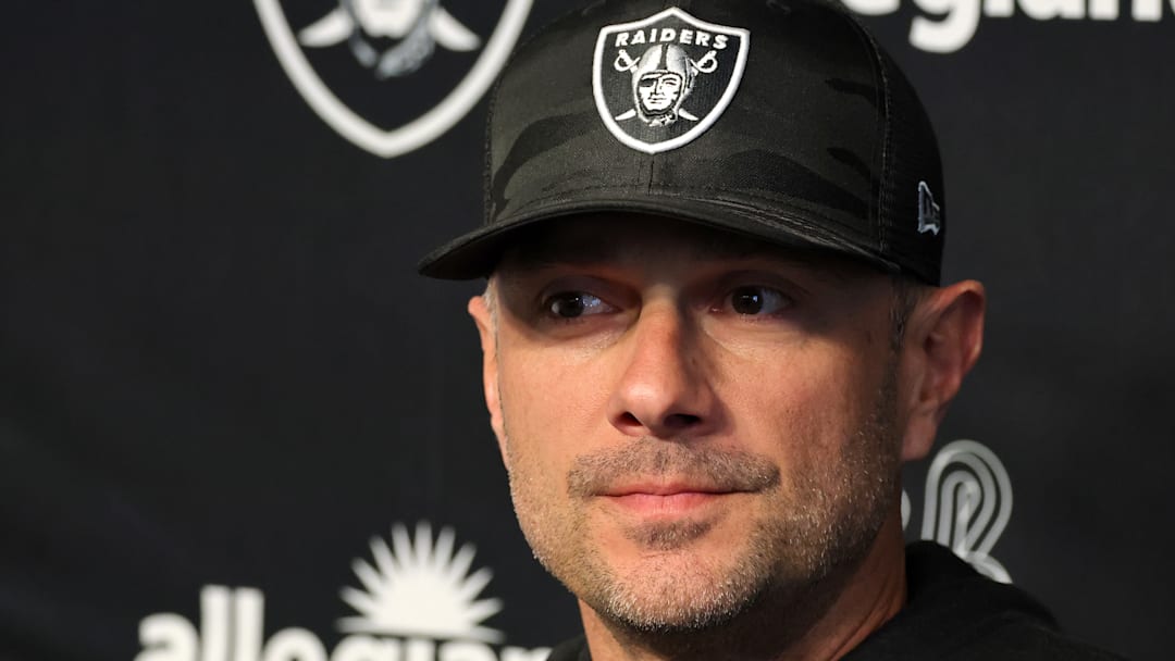 Las Vegas Raiders Introduce Geno Smith