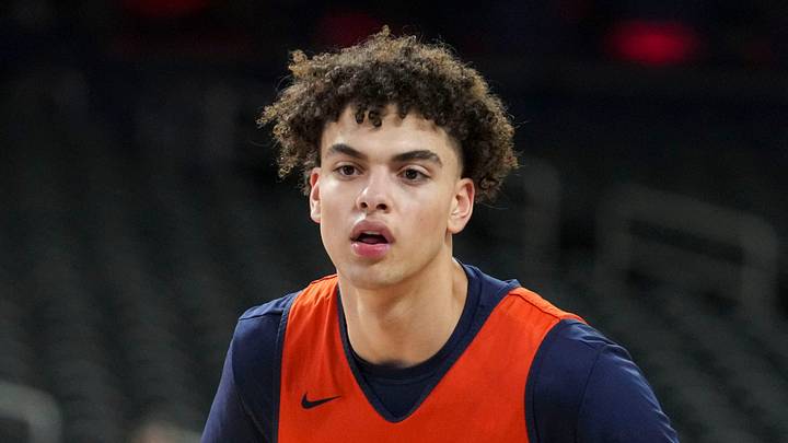Illinois Fighting Illini guard Keaton Wagler (23) 