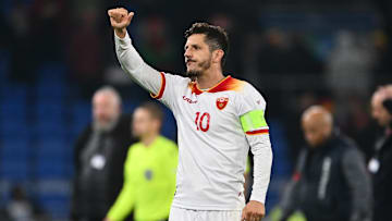 Stevan Jovetic im Trikot der Nationalmannschaft von Montenegro