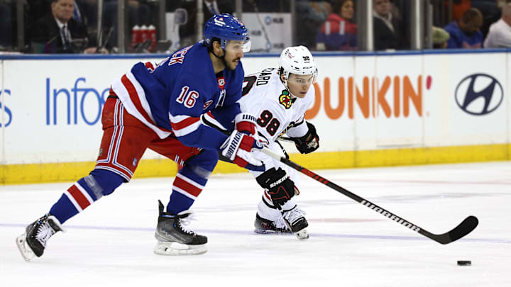Chicago Blackhawks v New York Rangers