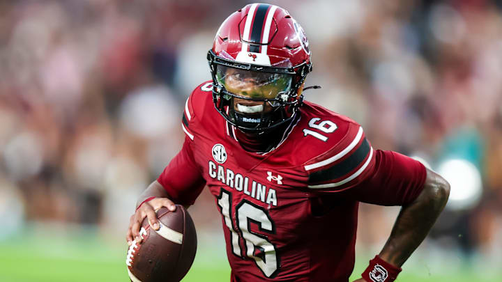 South Carolina Gamecocks quarterback Lanorris Sellers 