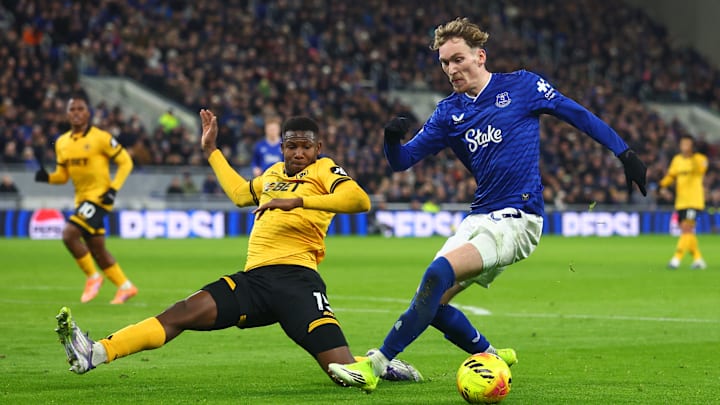 Everton v Wolverhampton Wanderers - Premier League