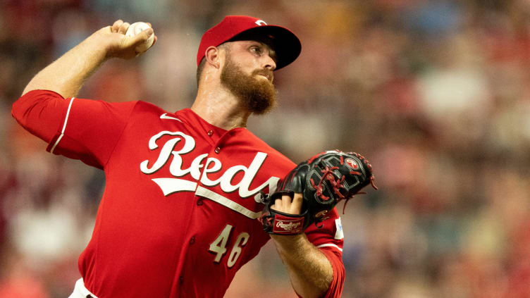 Cincinnati Reds relief pitcher Buck Farmer (46) pitches