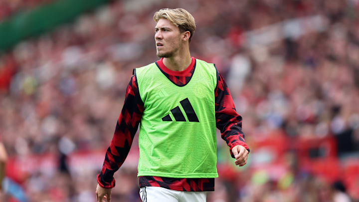 Rasmus Hojlund spent the entire pre-season on the bench for Manchester United against Fiorentina