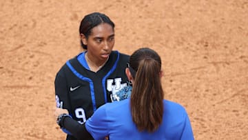 Kentucky head coach Rachel Lawson speaks with starting pitcher Jaden Vickers (9) at Sherri Parker Lee Stadium in Knoxville, TN on May 4, 2024.
