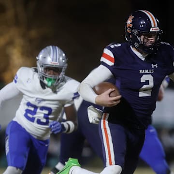 Nashville Christian's Jared Curtis (2) runs the ball during their game against Jackson Christian at Nashville Christian School Friday, Nov. 14, 2021.