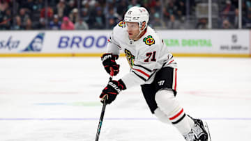 Chicago Blackhawks forward Taylor Hall could be a solid depth addition for the New York Islanders.