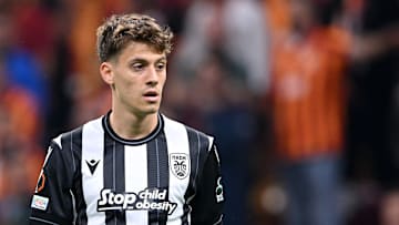 Stuttgart drängt auf den Transfer von Giannis Konstantelias 