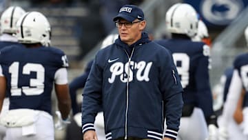  Penn State Nittany Lions defensive coordinator Tom Allen