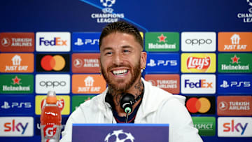 FBL-EUR-C1-PSG-PRESSER