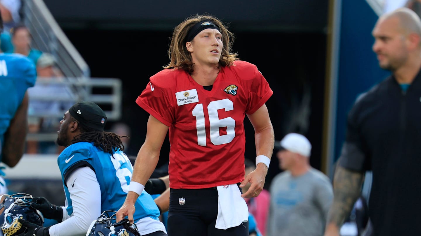 Jaguars Hold Scrimmage, Coen Praises Lawrence, Hunter