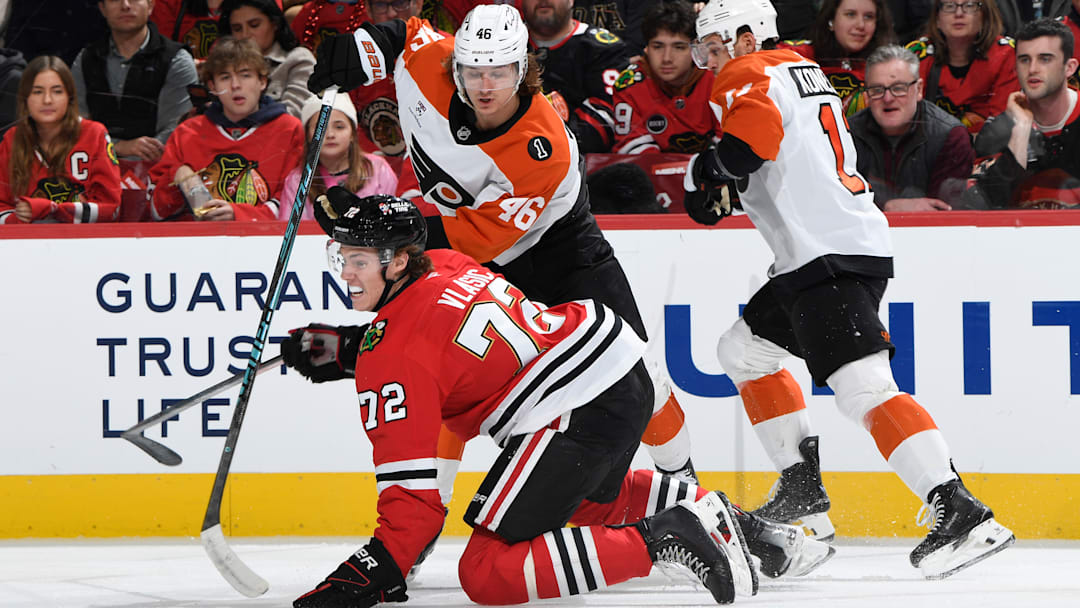 Philadelphia Flyers v Chicago Blackhawks Philadelphia Flyers v Chicago Blackhawks